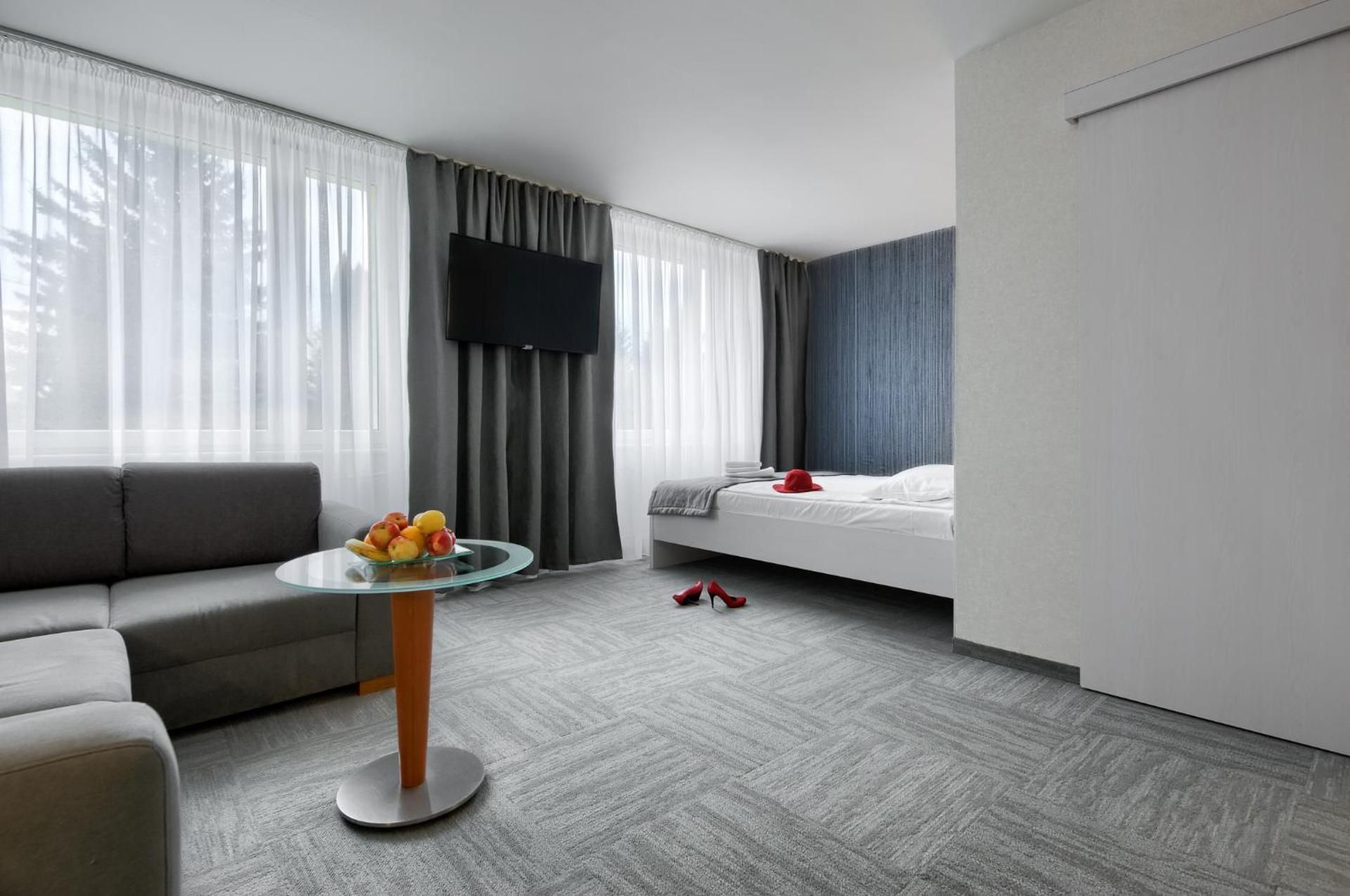 Superior King Suite