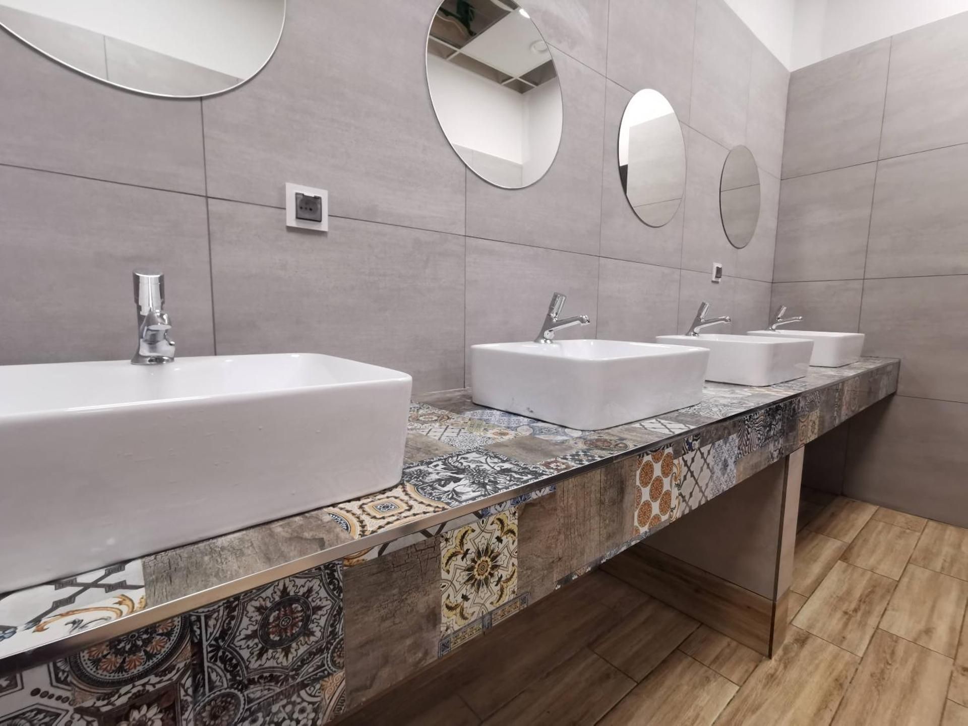 Basic Triple Room with Shared Bathroom