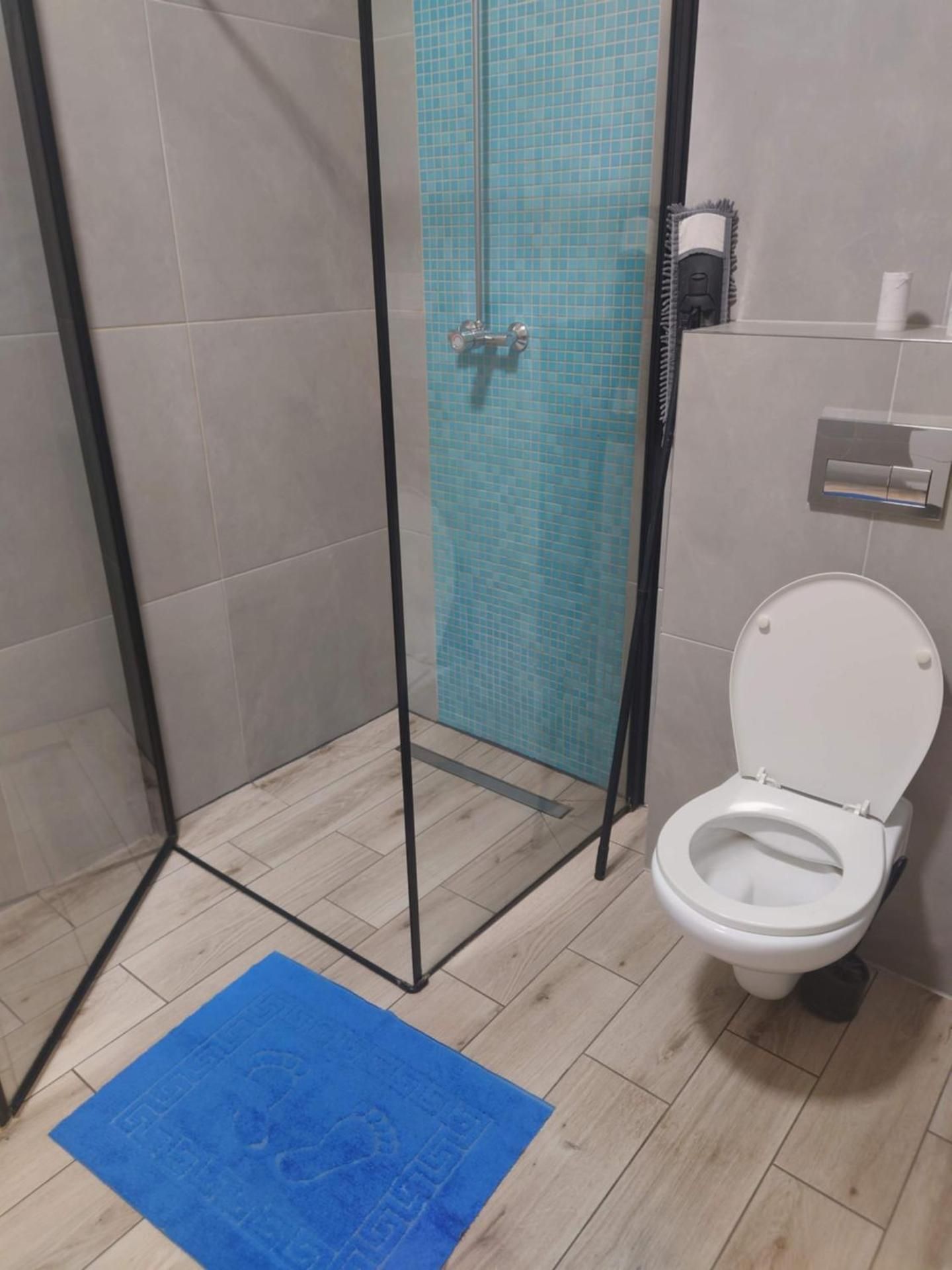 One-Bedroom Family Apartment