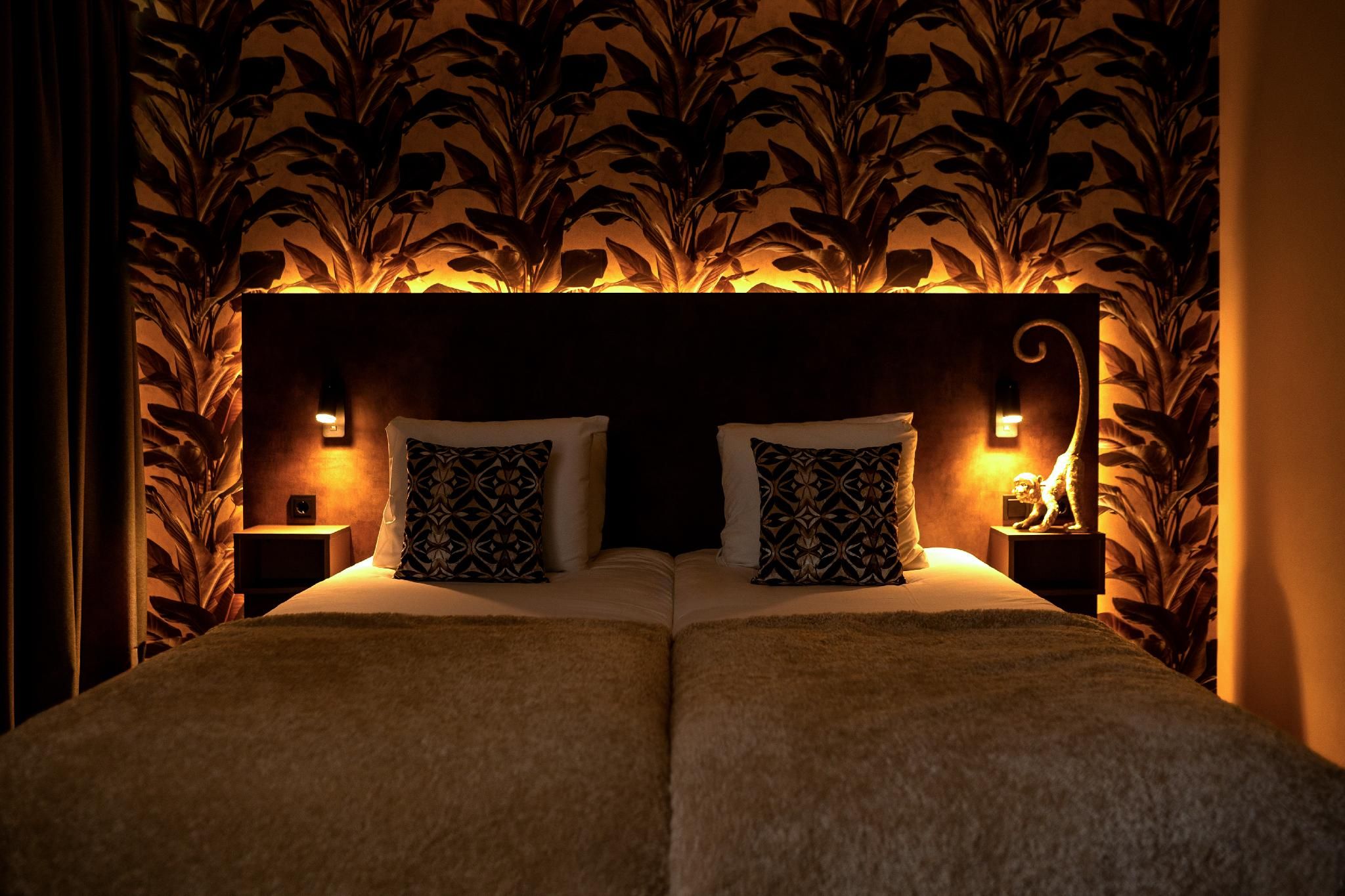 Twin Deluxe Room