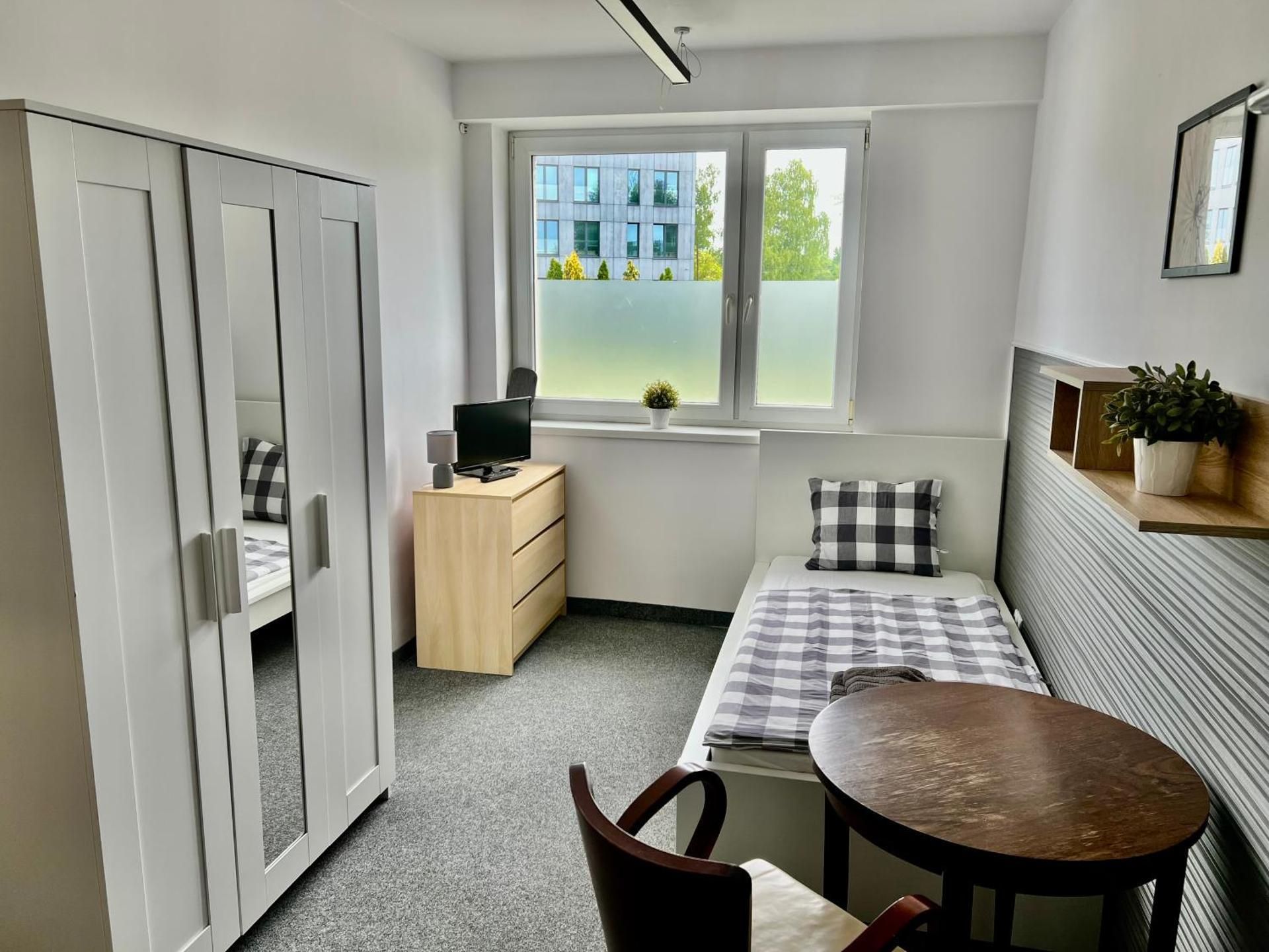 Standard Single Room with Shower