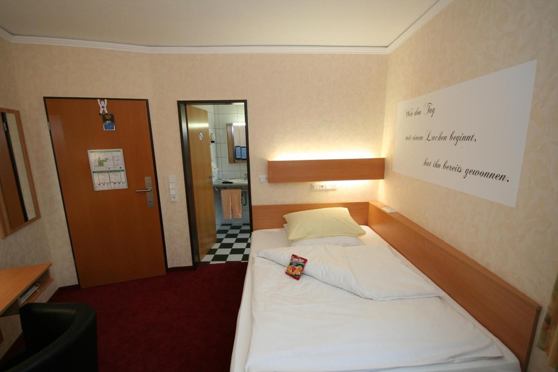 Queen Room