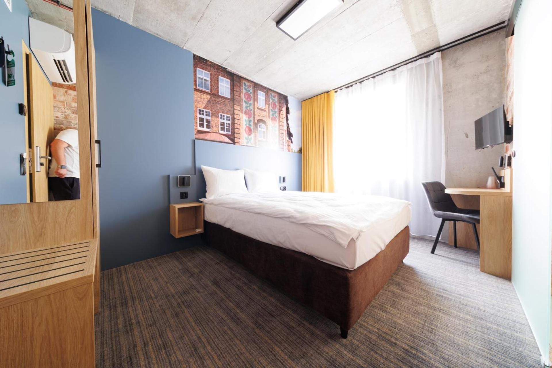 Standard Single Room