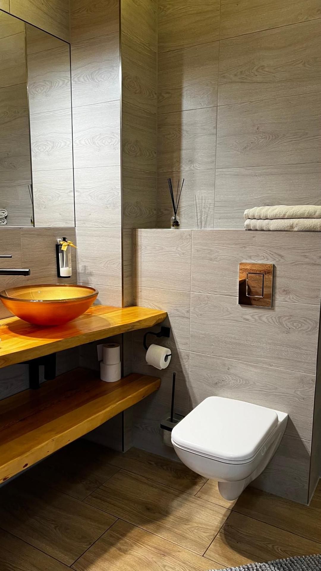 Apartment - Split Level