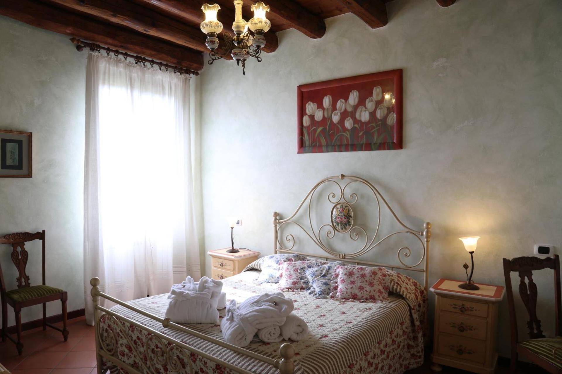 Large Single Room