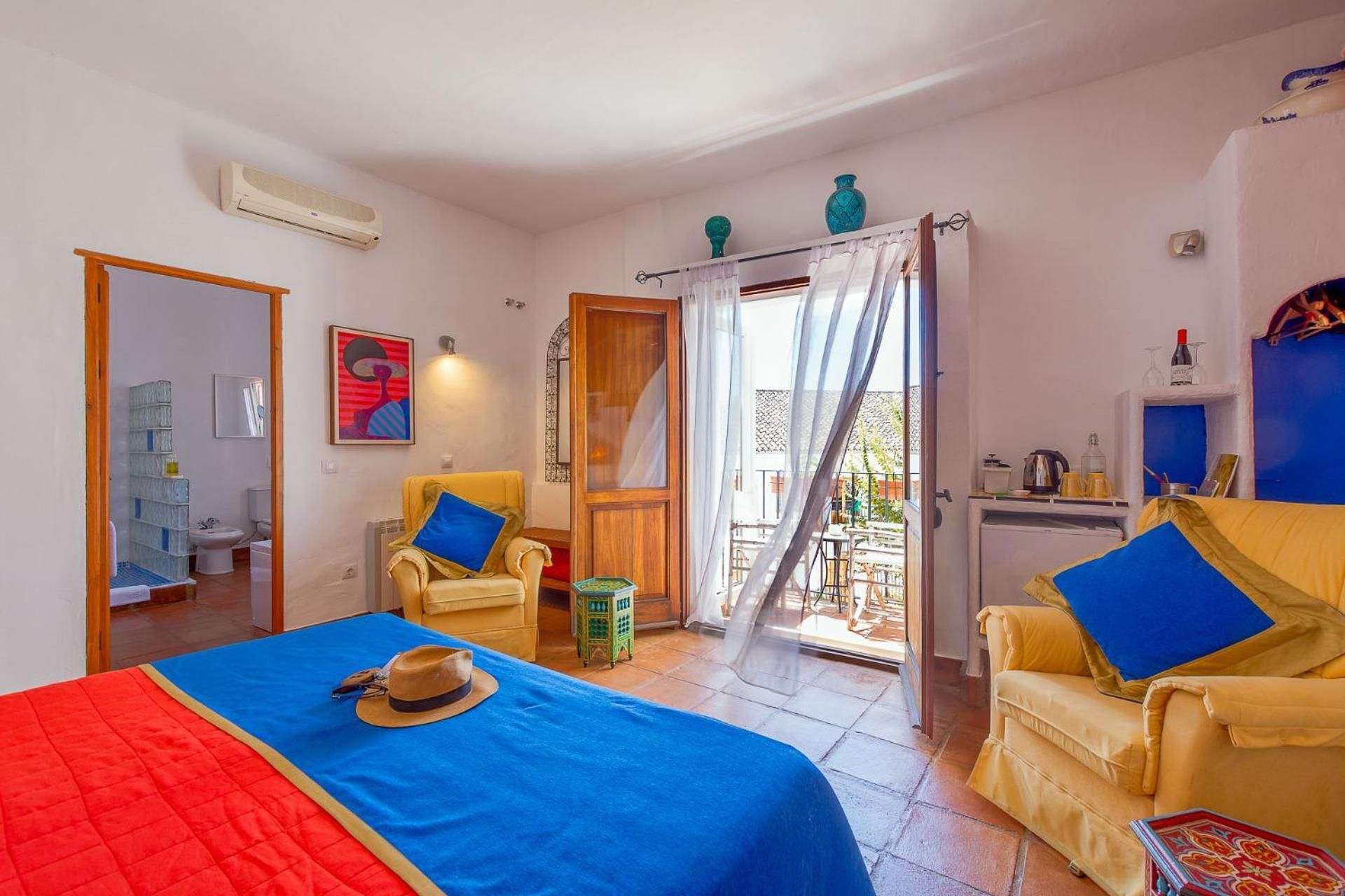 Hotel Los Castanos Deluxe Double Room with Bath 2