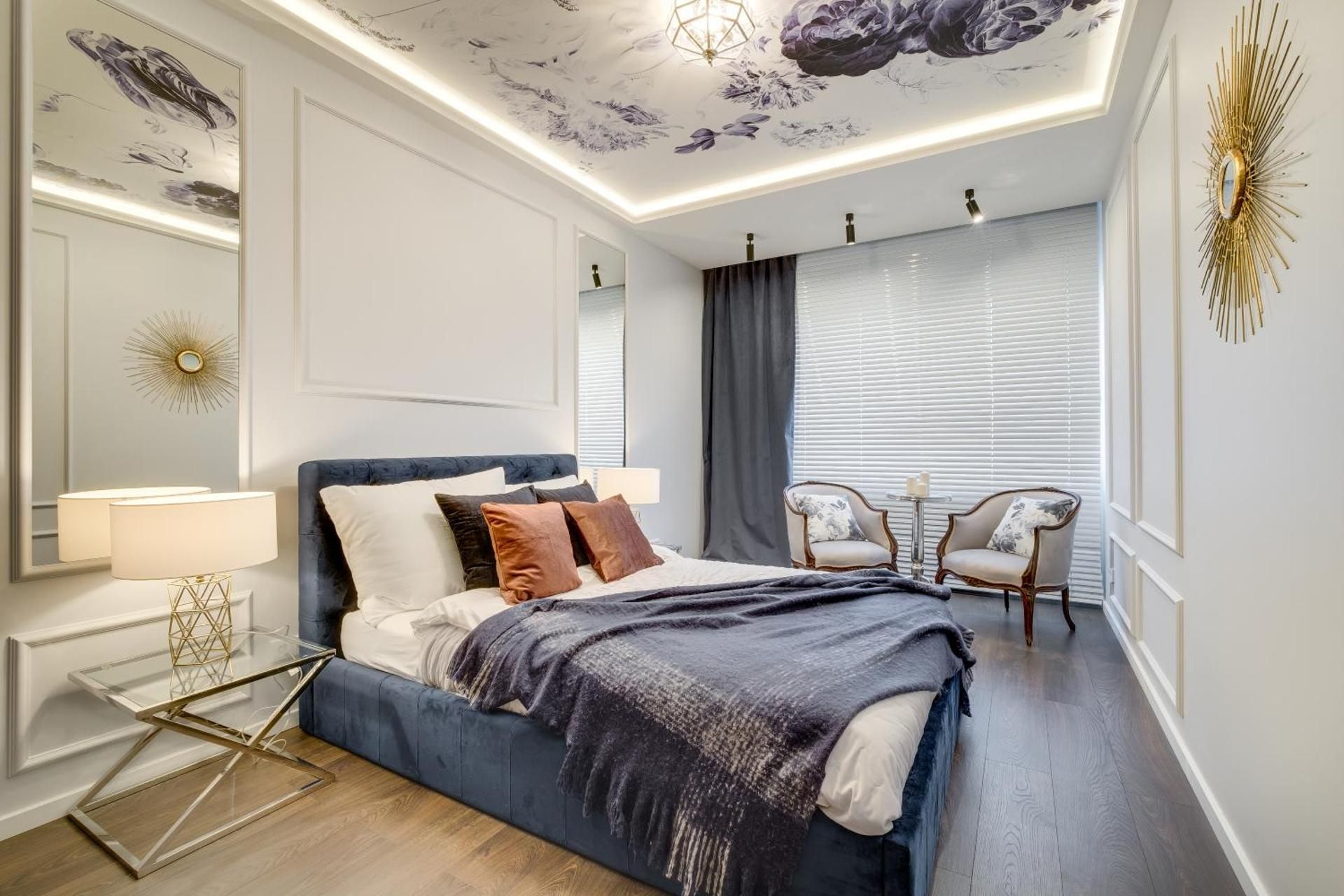DELUXE APARTMENT