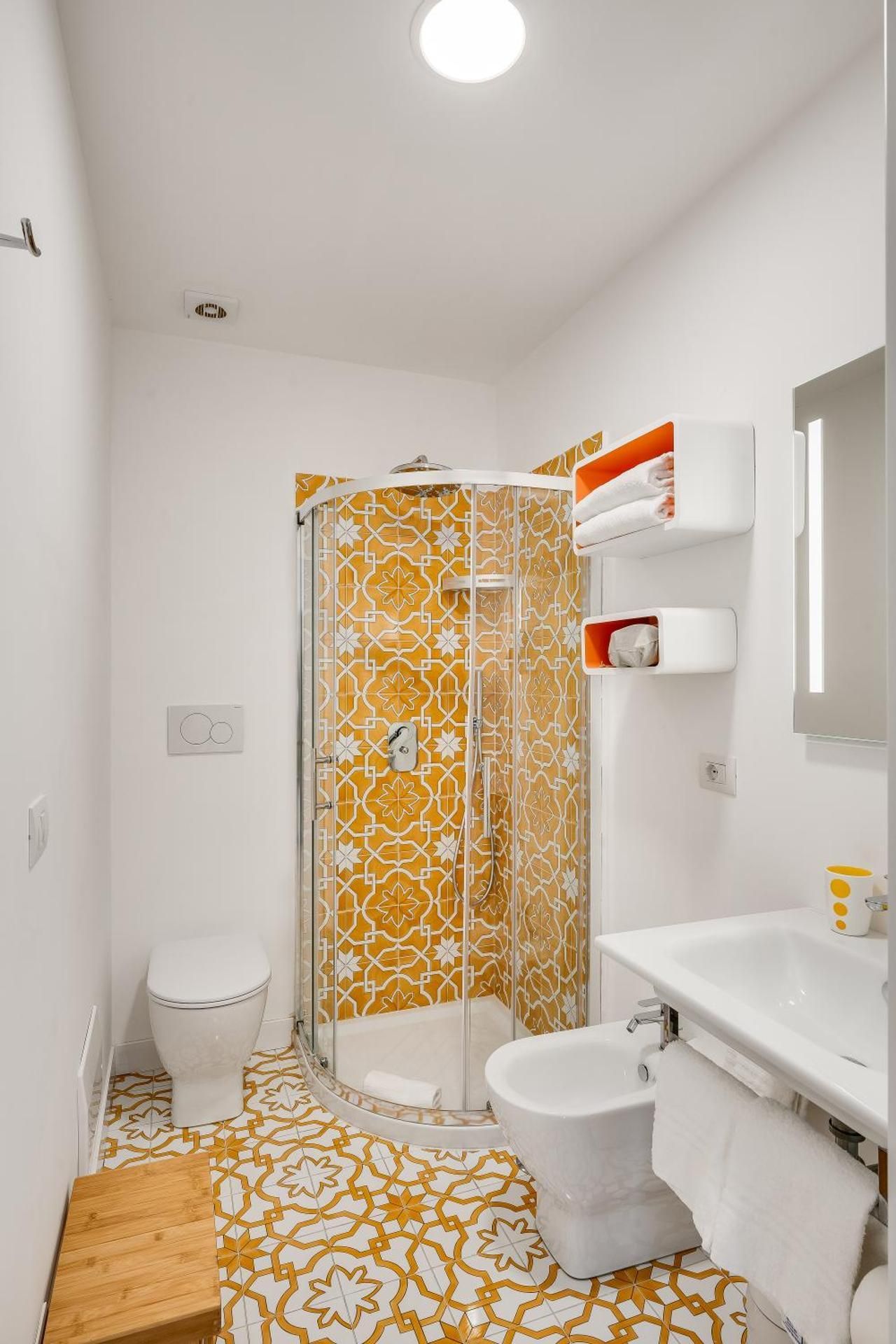 One-Bedroom Deluxe Apartment