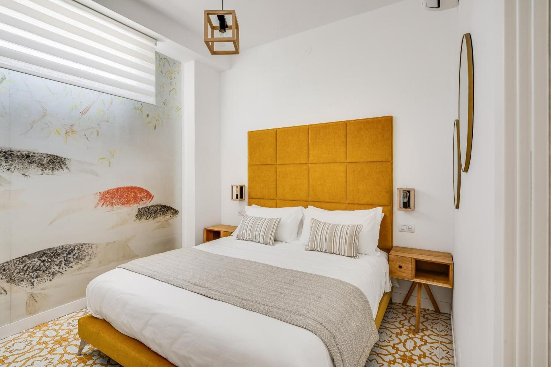 One-Bedroom Deluxe Apartment