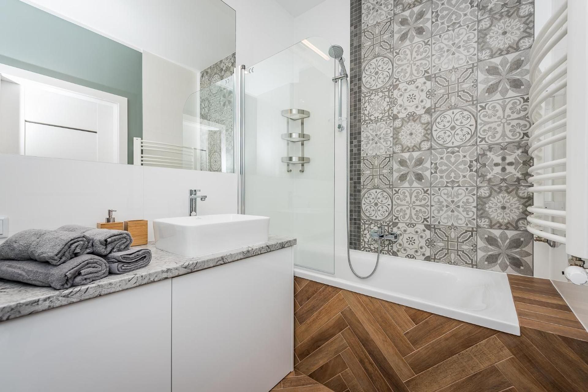 Superior Apartment with Balcony - ul.Francuska 88A/55