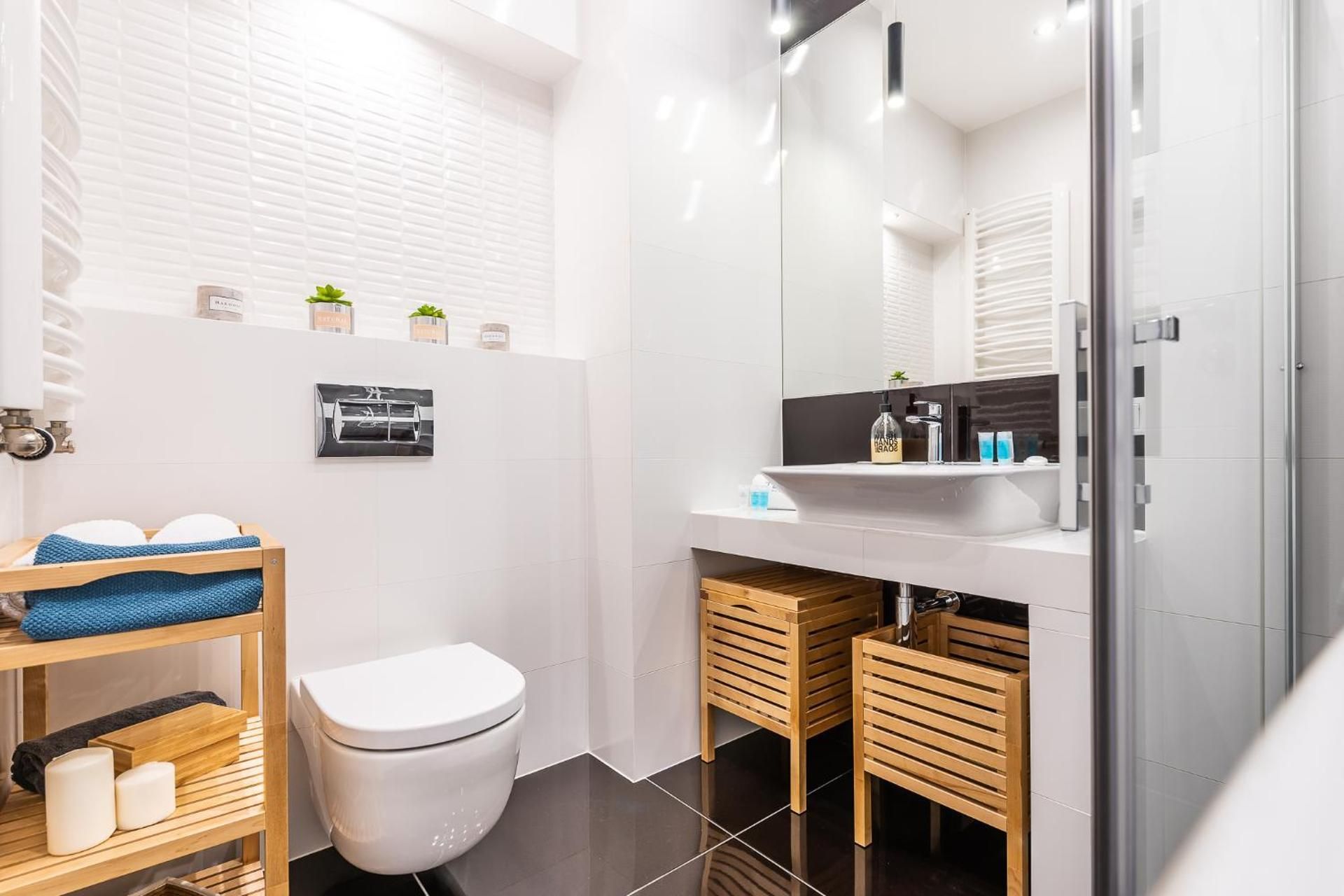 Comfort Apartment with Balcony - ul. Francuska 96A/37