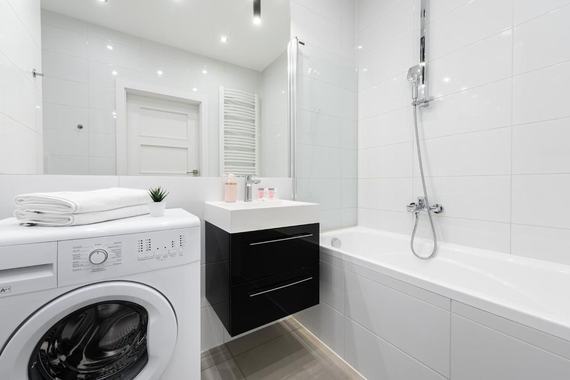 Standard Apartment with Balcony- ul.Francuska 104/3