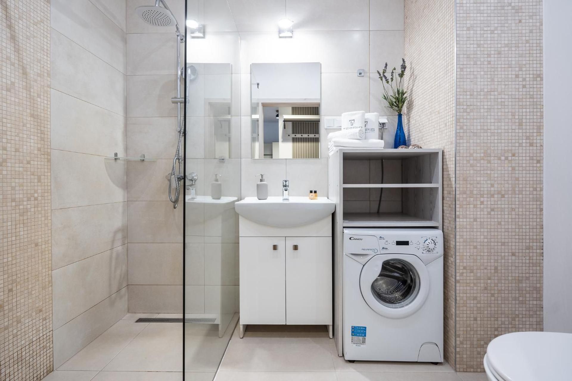 Standard Apartment with Terrace - ul. Francuska 92A/1
