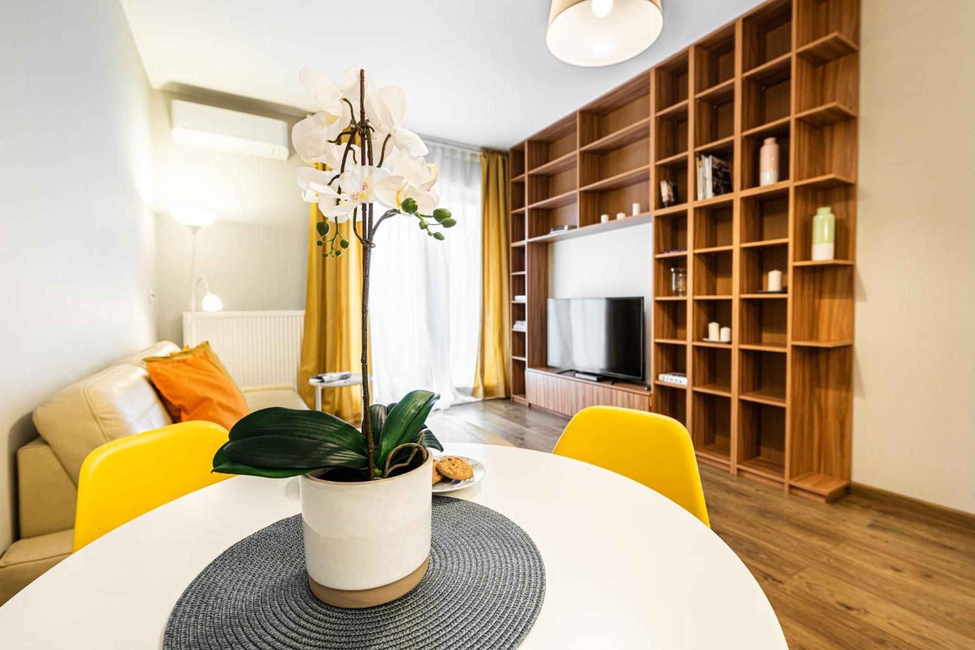 Comfort Apartment with Balcony - ul. Francuska 102/2