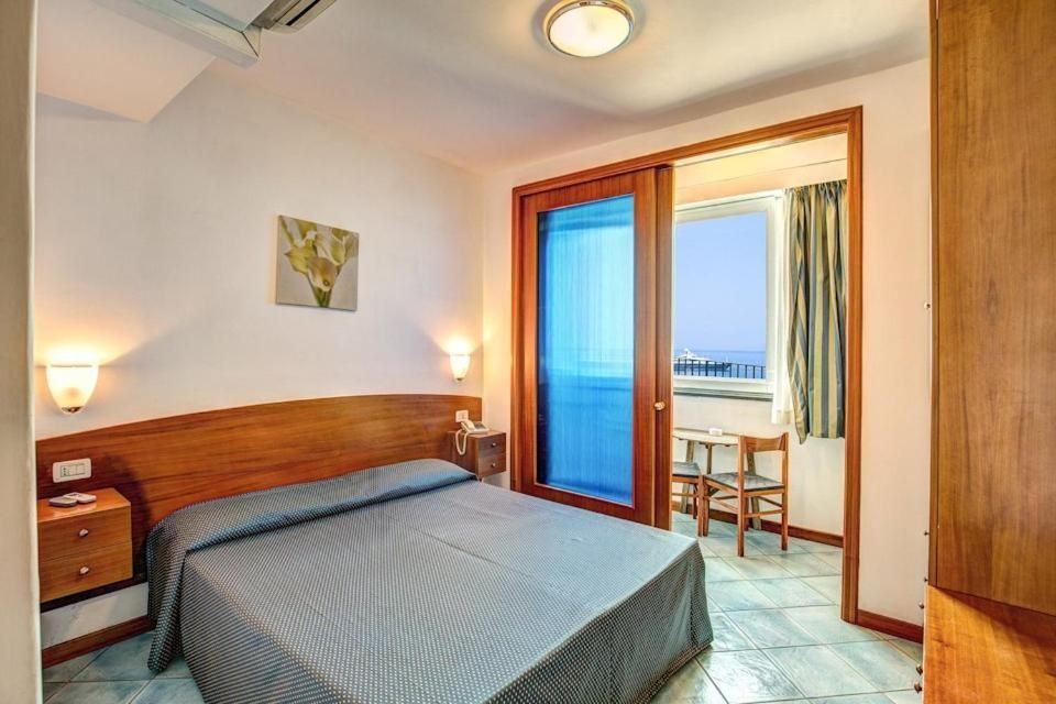 Hotel Belvedere e Tre Re Economy Twin Room