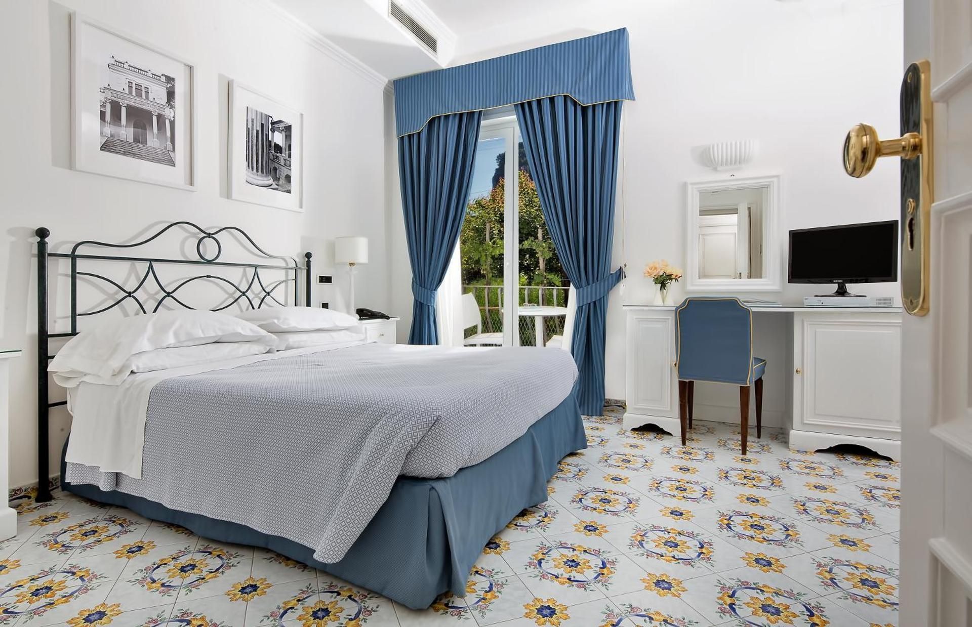 Hotel Canasta Superior Double or Twin Room 2