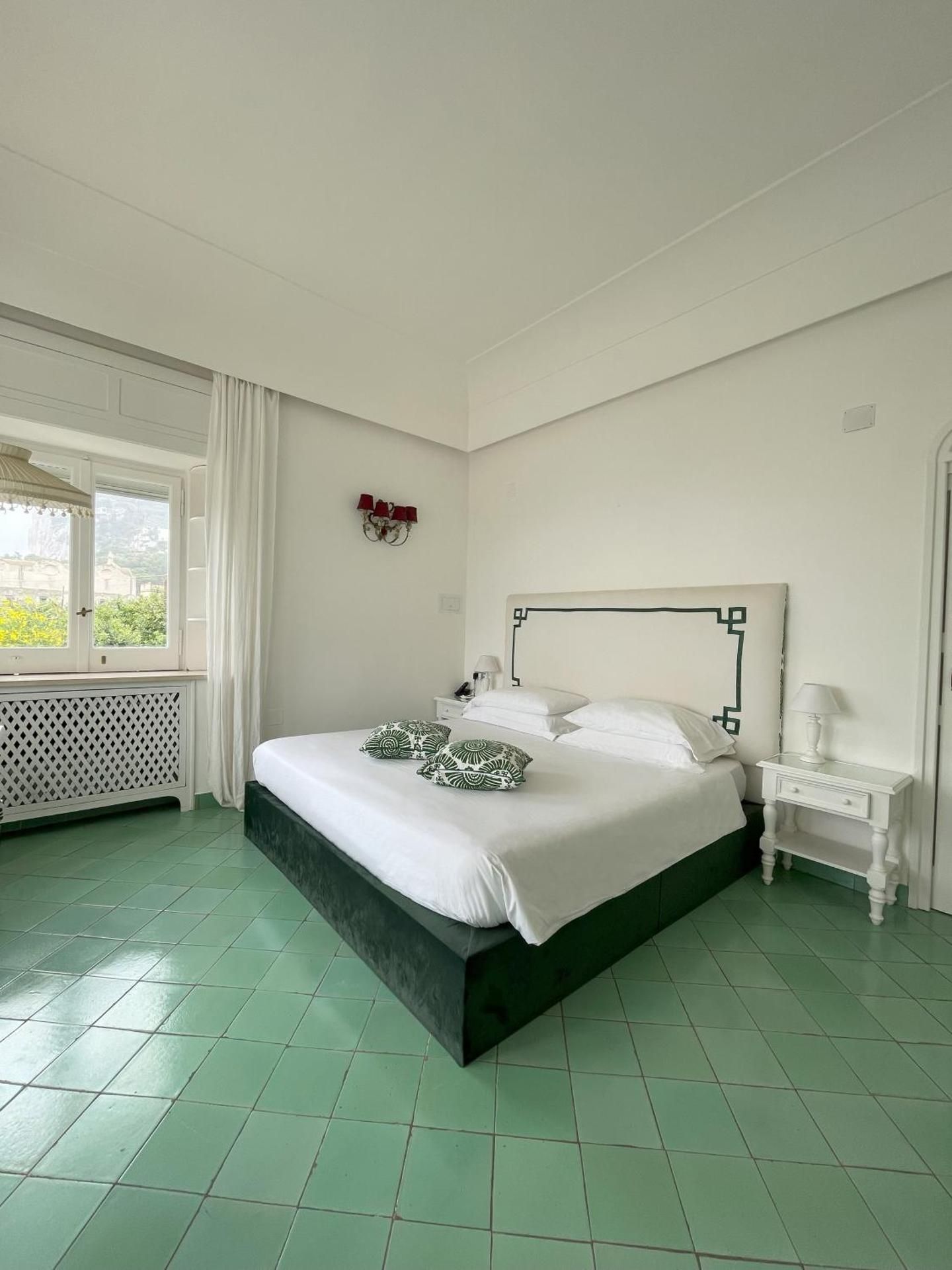 Villa Calypso Double Room with Terrace 2