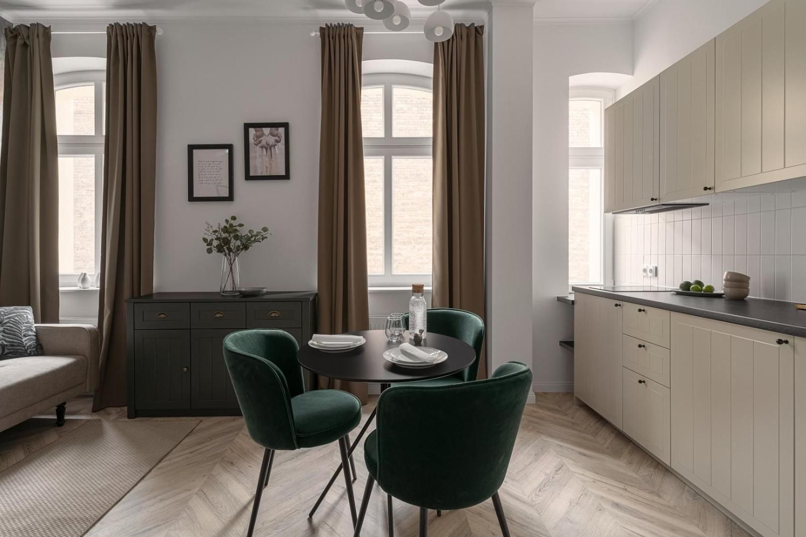 One-Bedroom Apartment