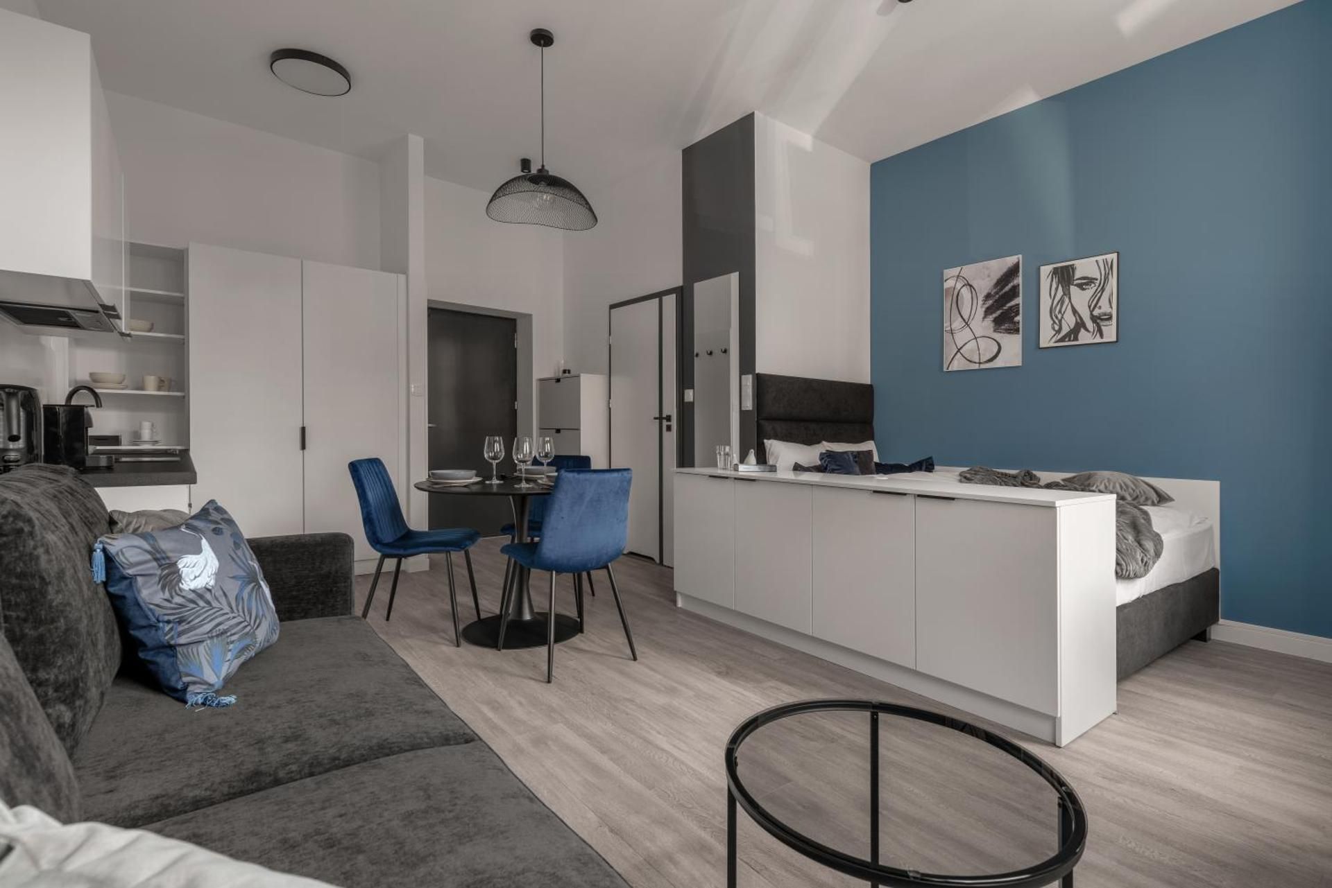 Studio Apartment