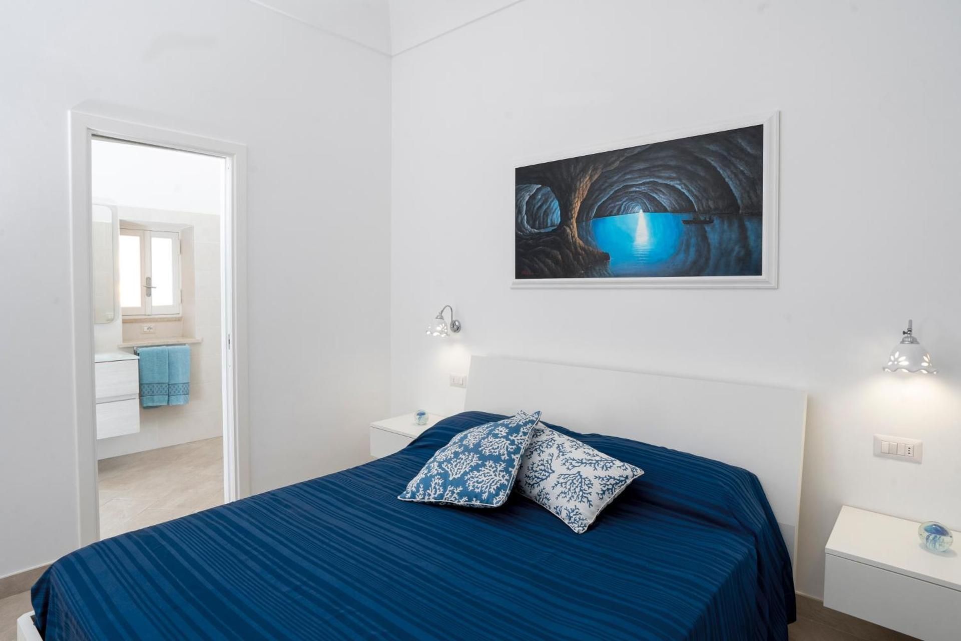 Caprita Guest House Comfort Triple Room with Shower 2