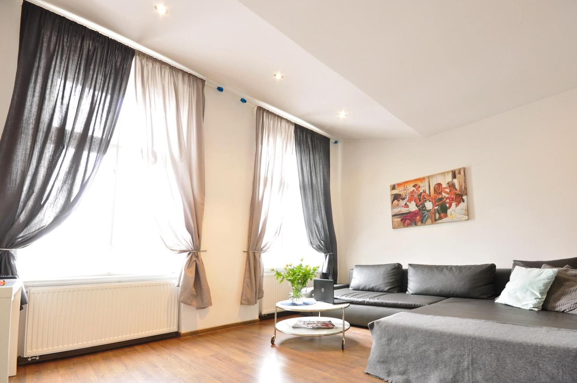 One-Bedroom Apartment with Spa Bath