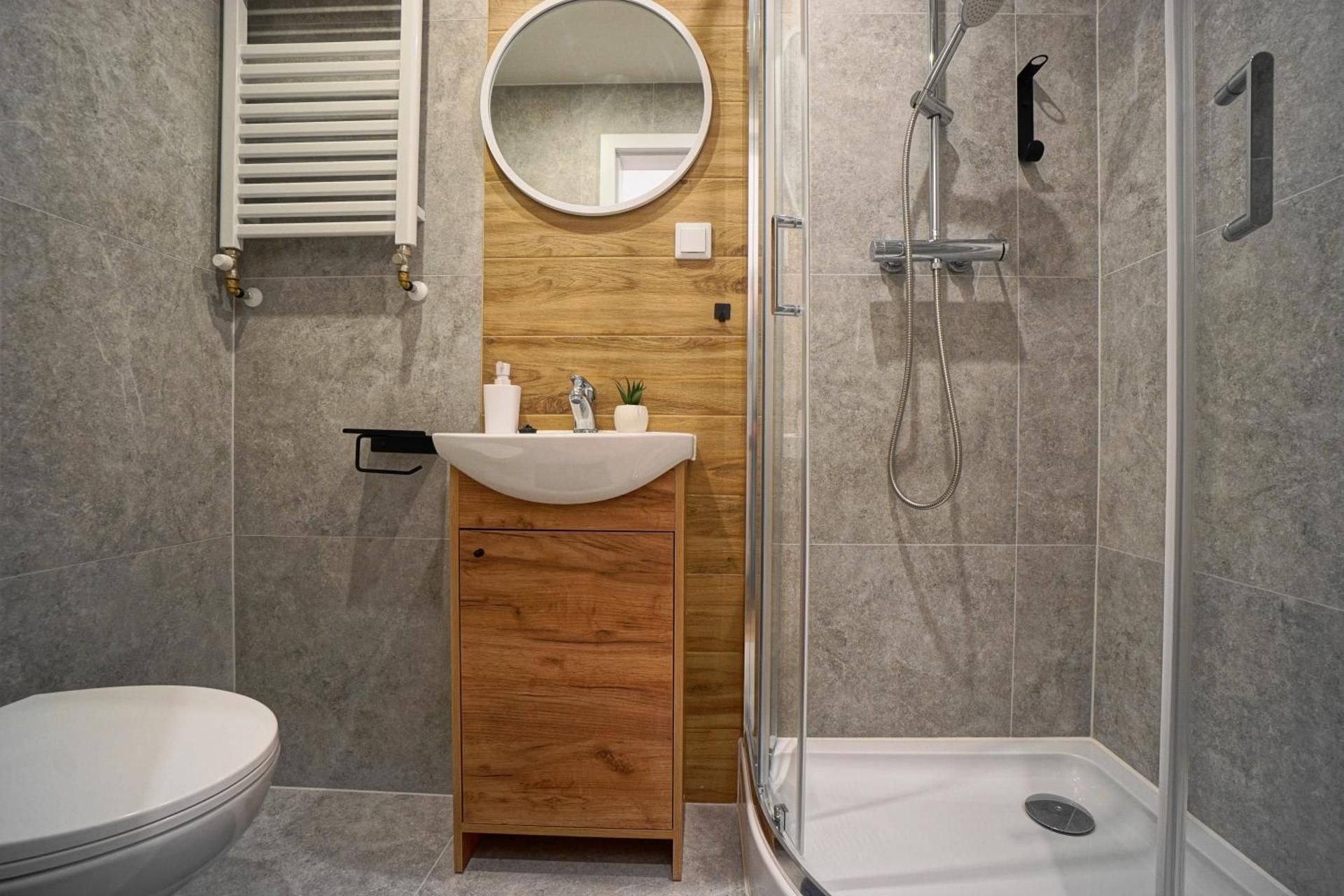 Studio Apartment