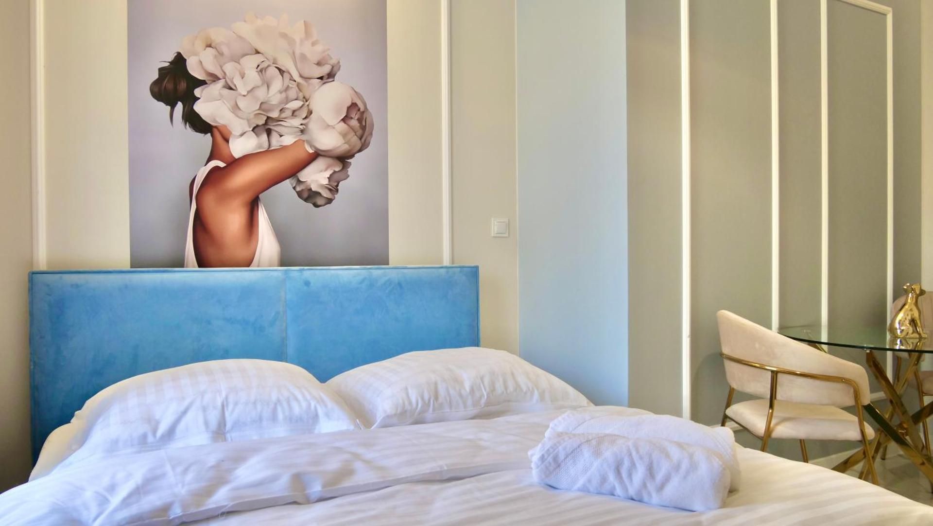 Deluxe Double Room with Shower