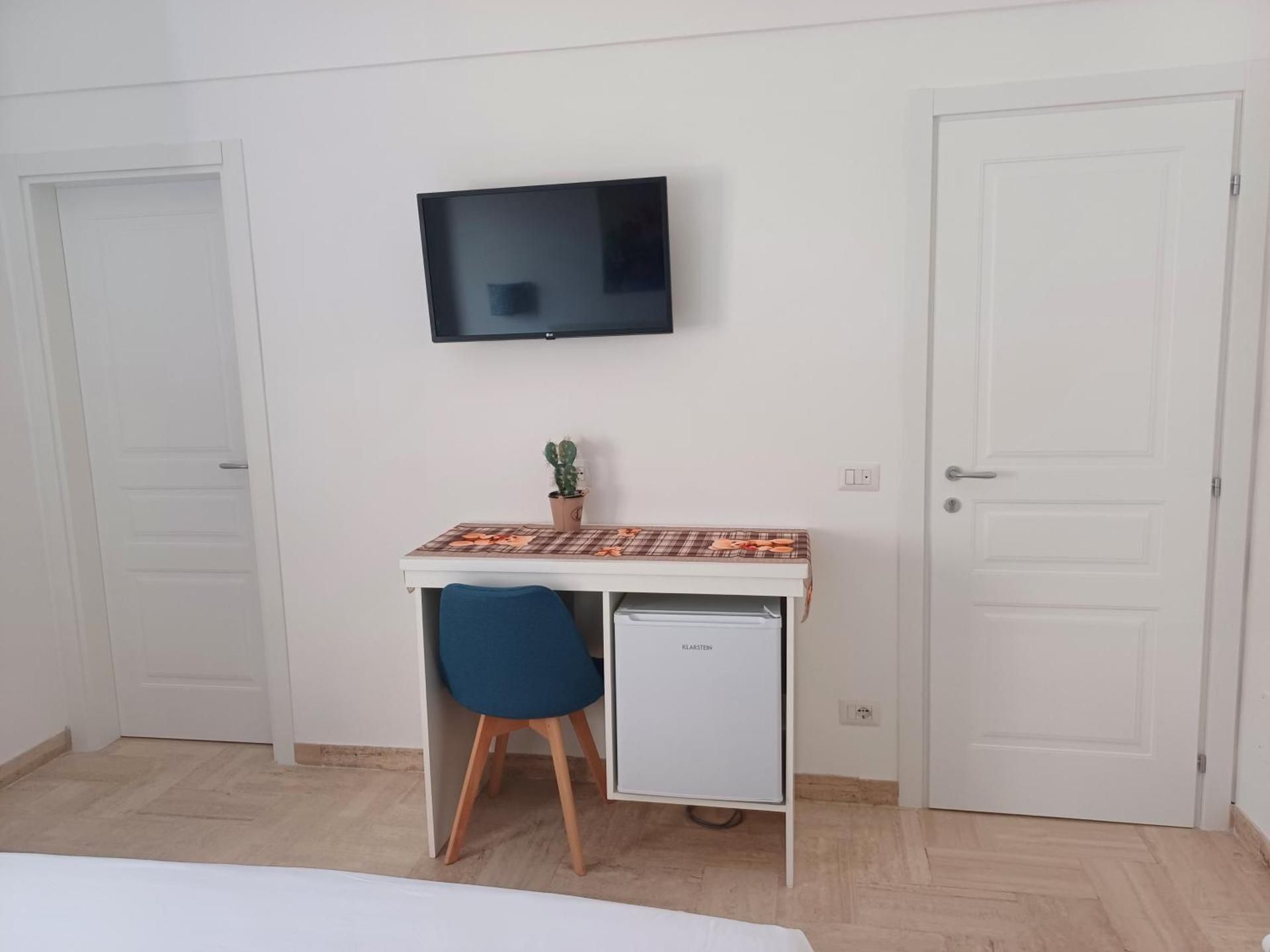 La Casa di Pitti Large Double Room 3