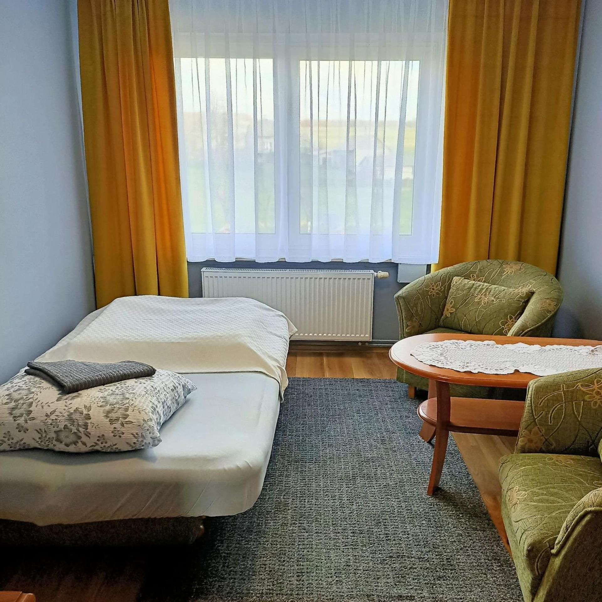 Single Room with Private External Bathroom