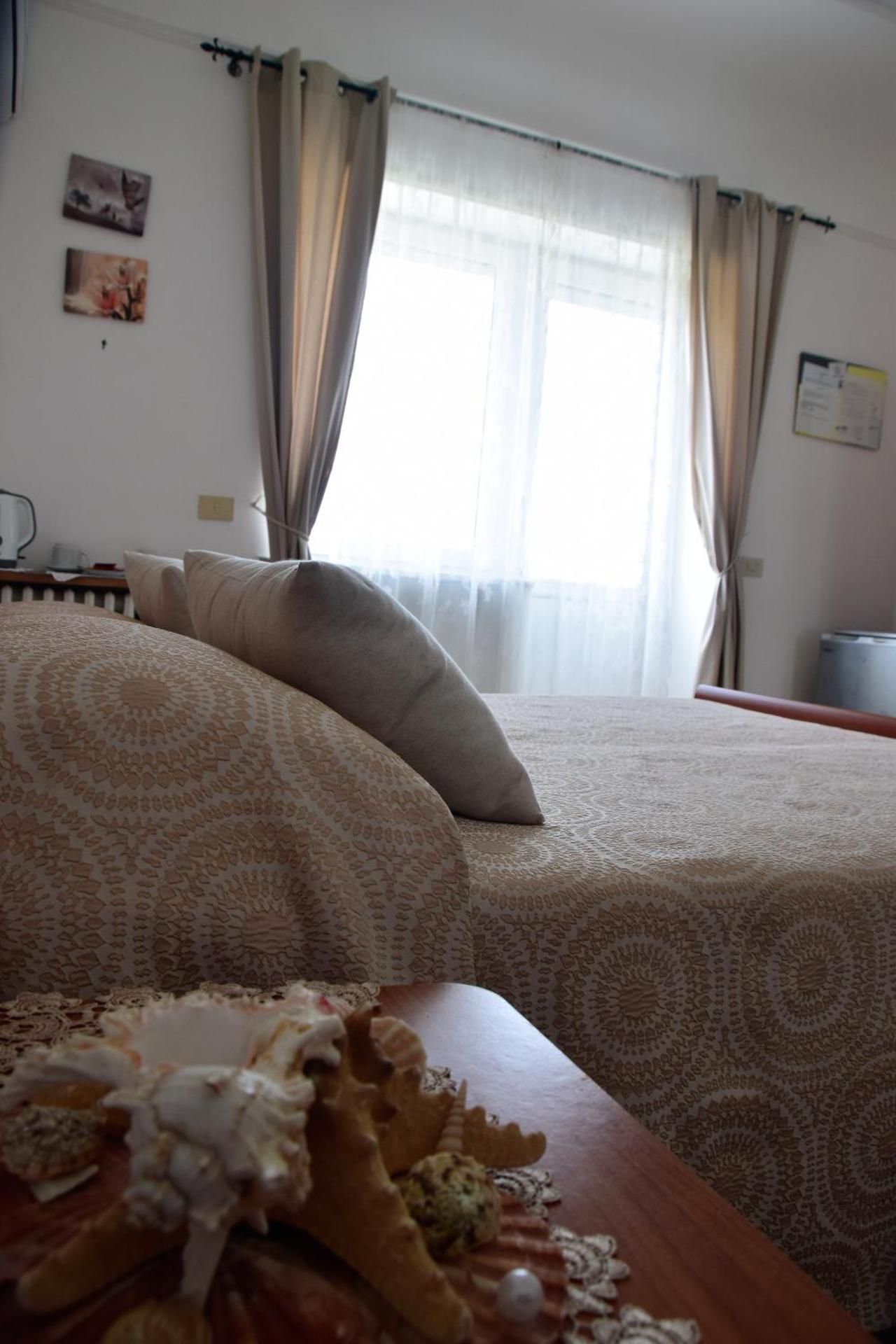 villa damecuta B&B Double Room with Extra Bed