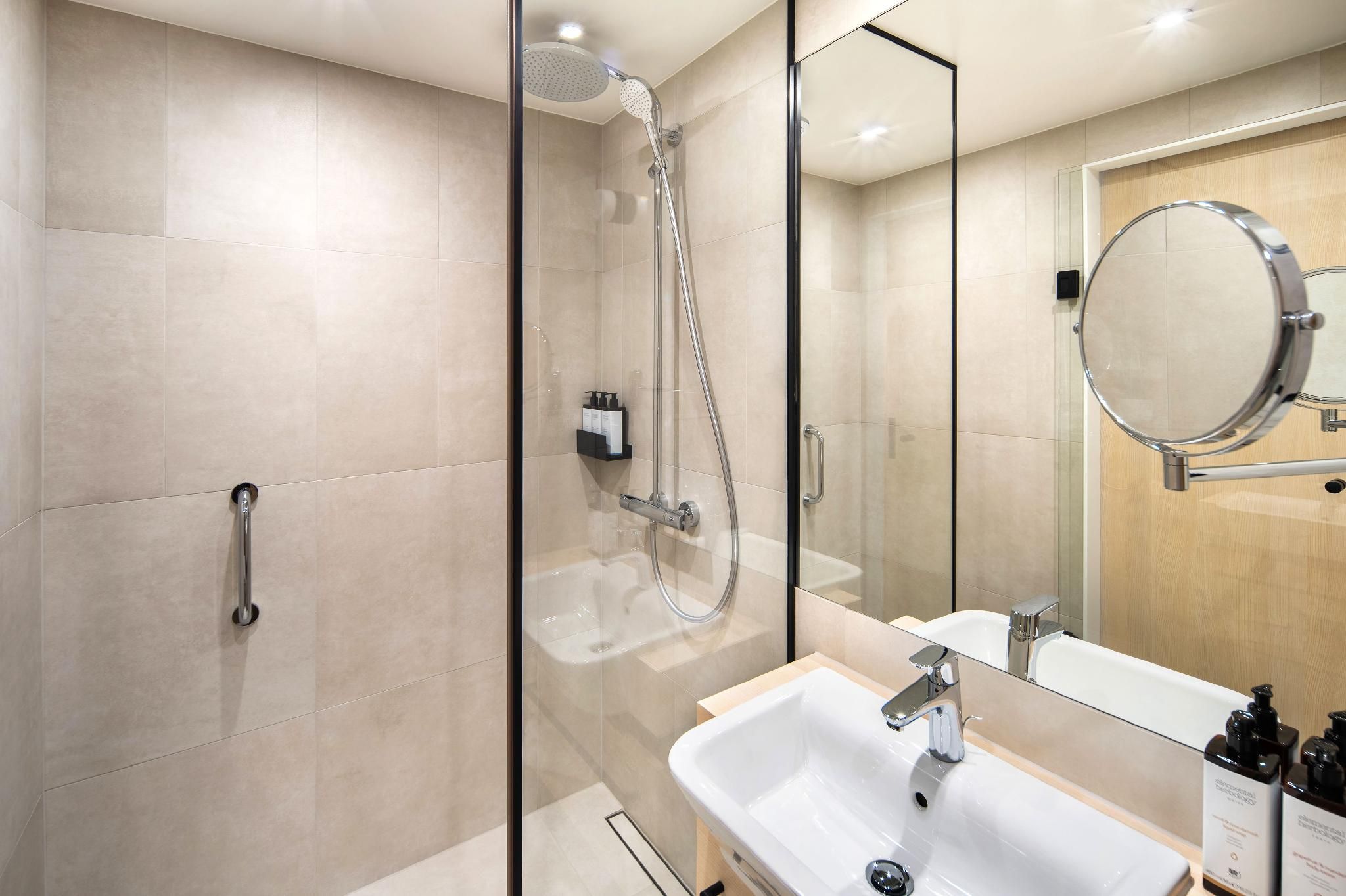 Superior Room - 1 kingsize bed