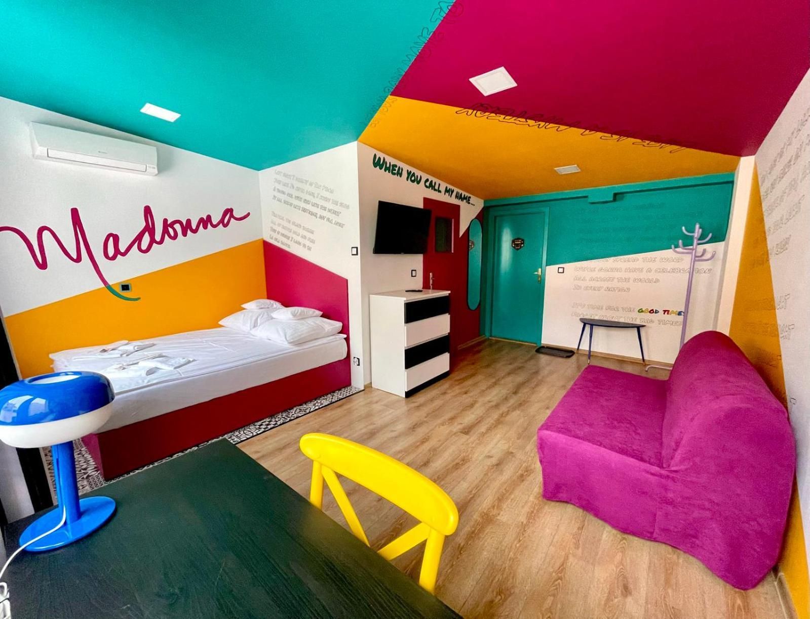 Deluxe Double or Twin Room