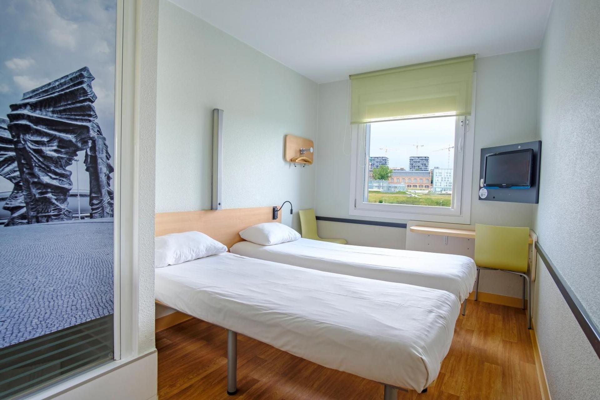 Twin - A Standard Room With Twin Beds