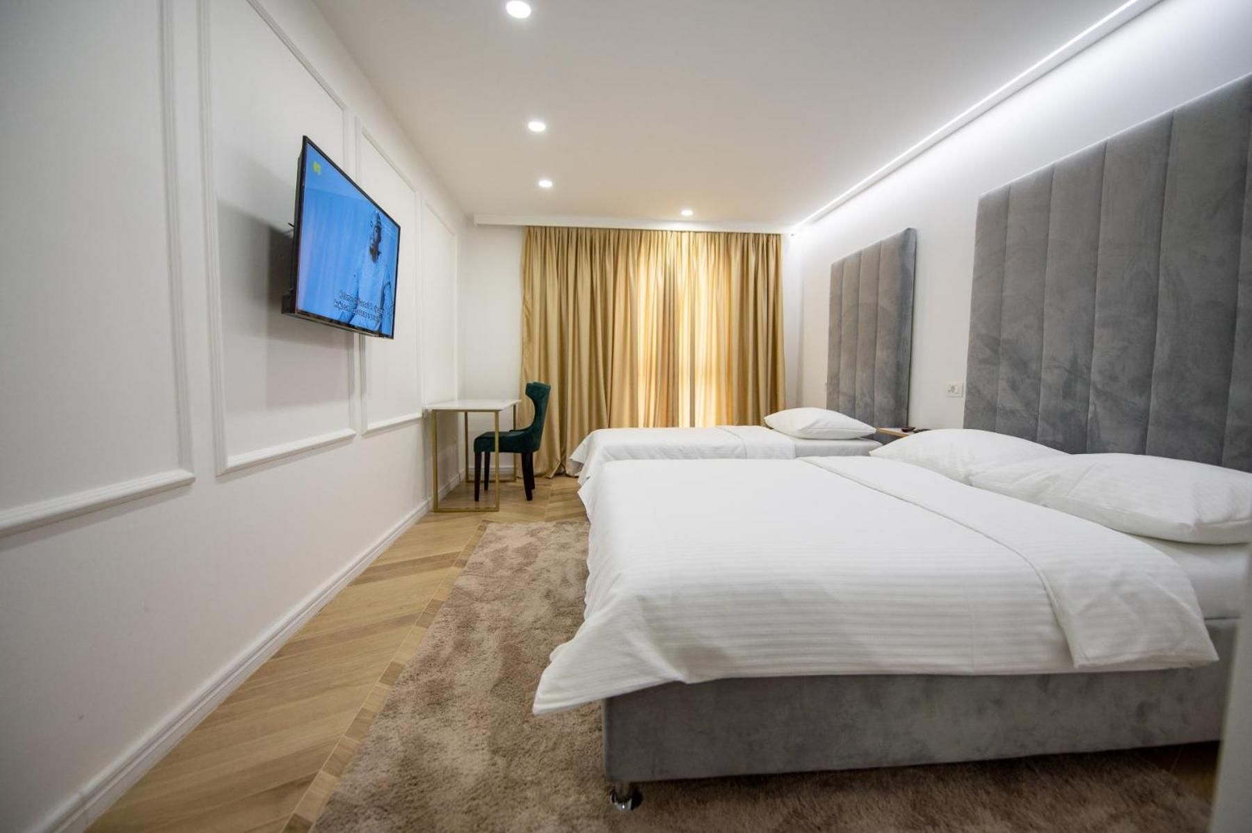 Standard King Room
