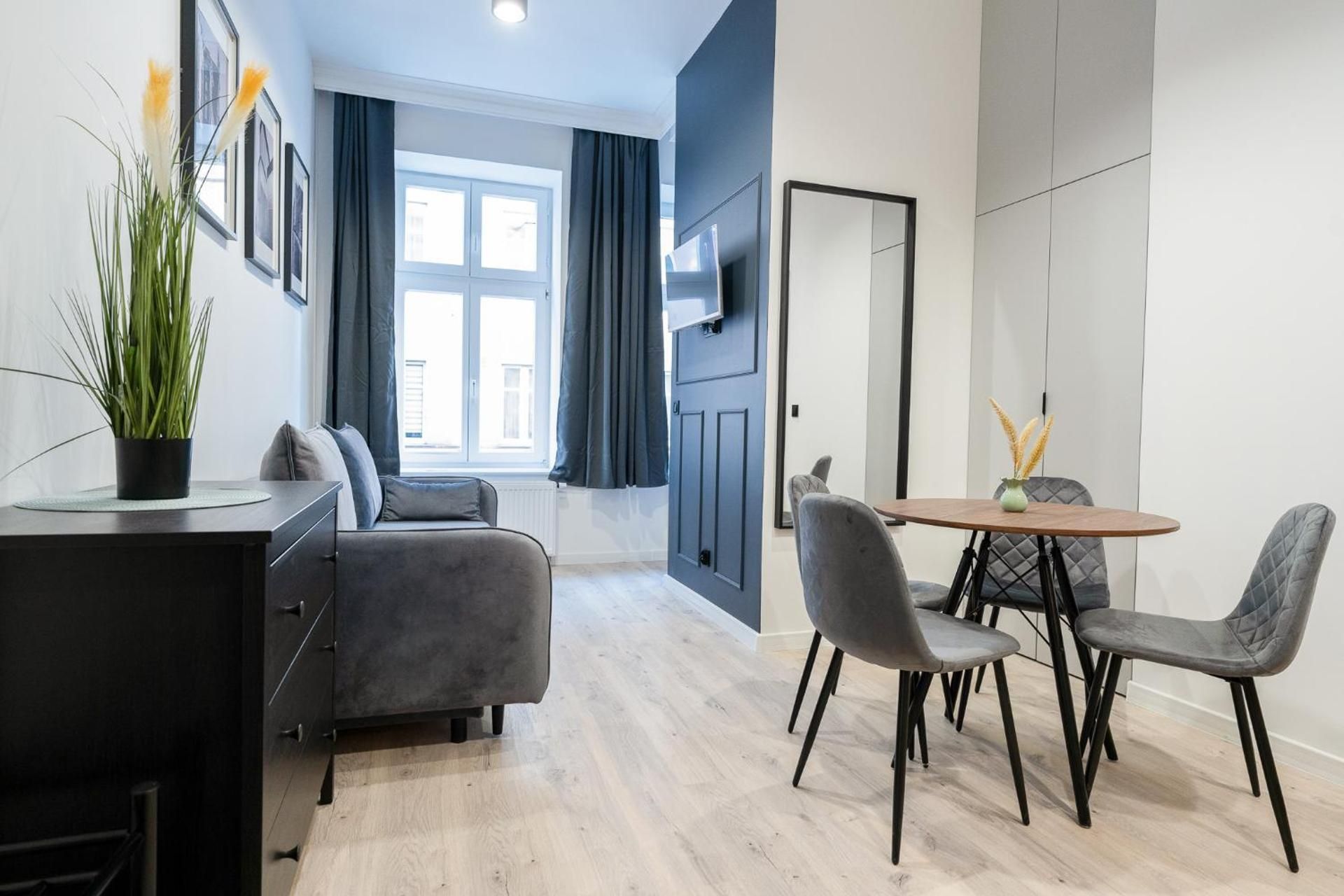 Superior One-Bedroom Apartment