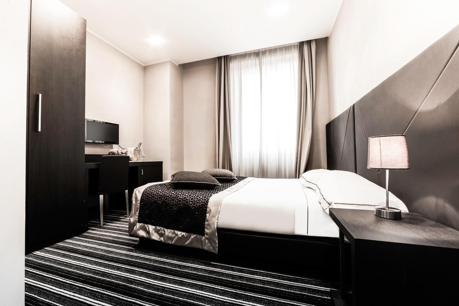Superior Single Room