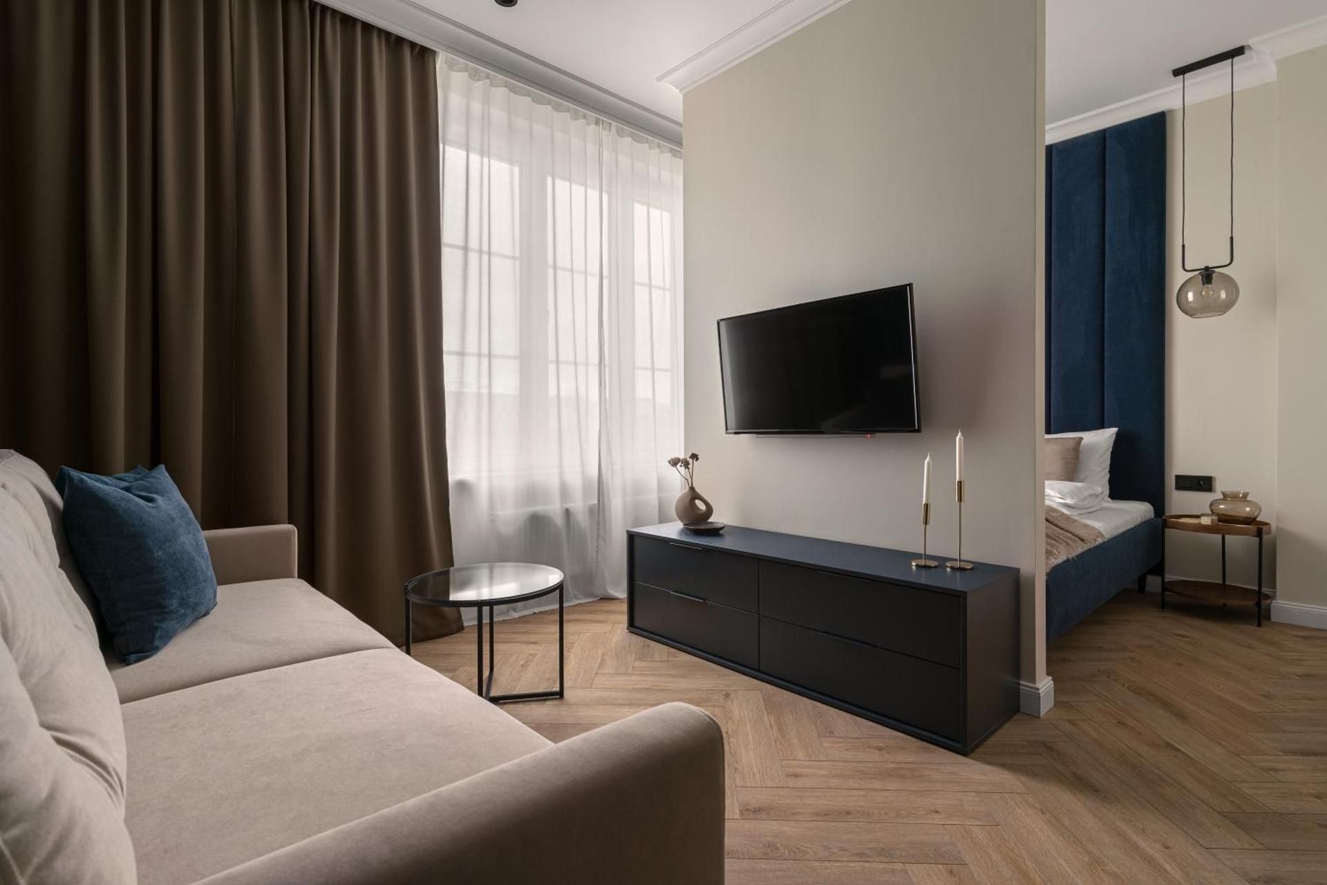 Studio Apartment