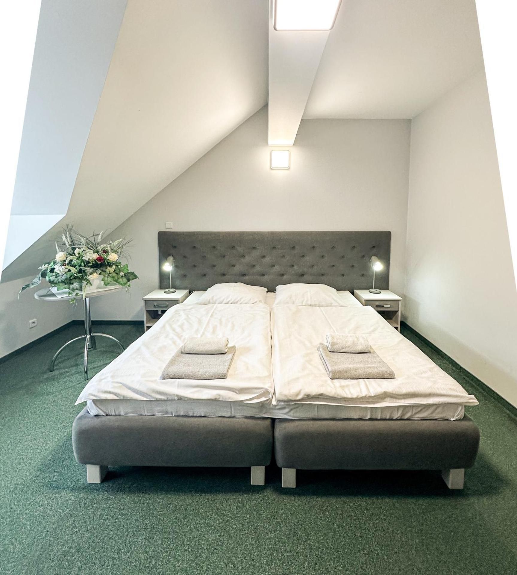 Large Double Room