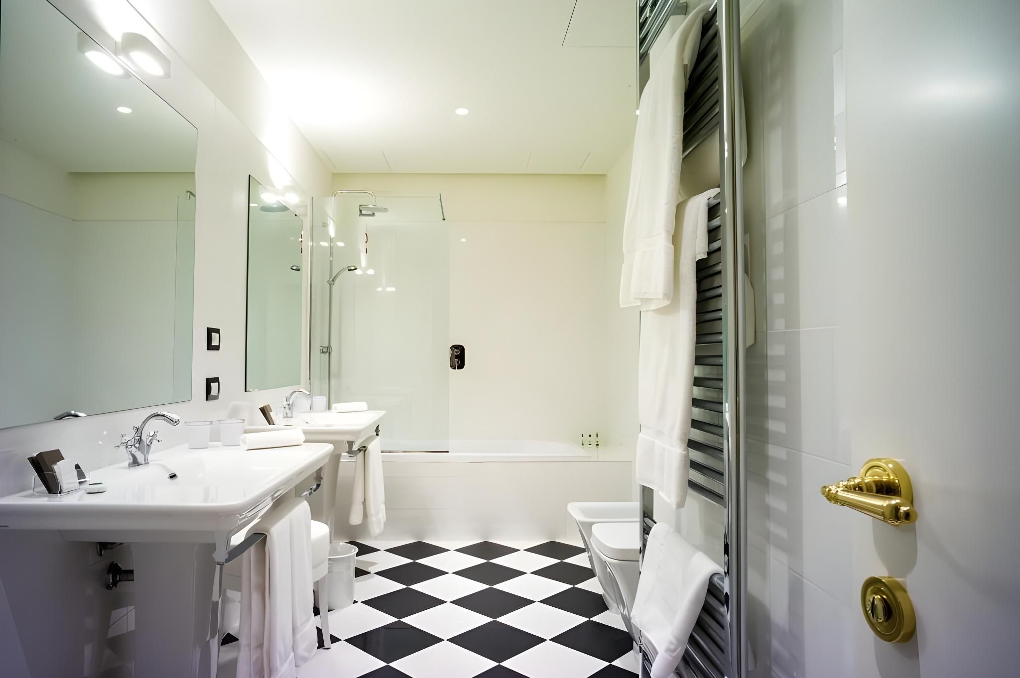 Deluxe Double Room with Terrace