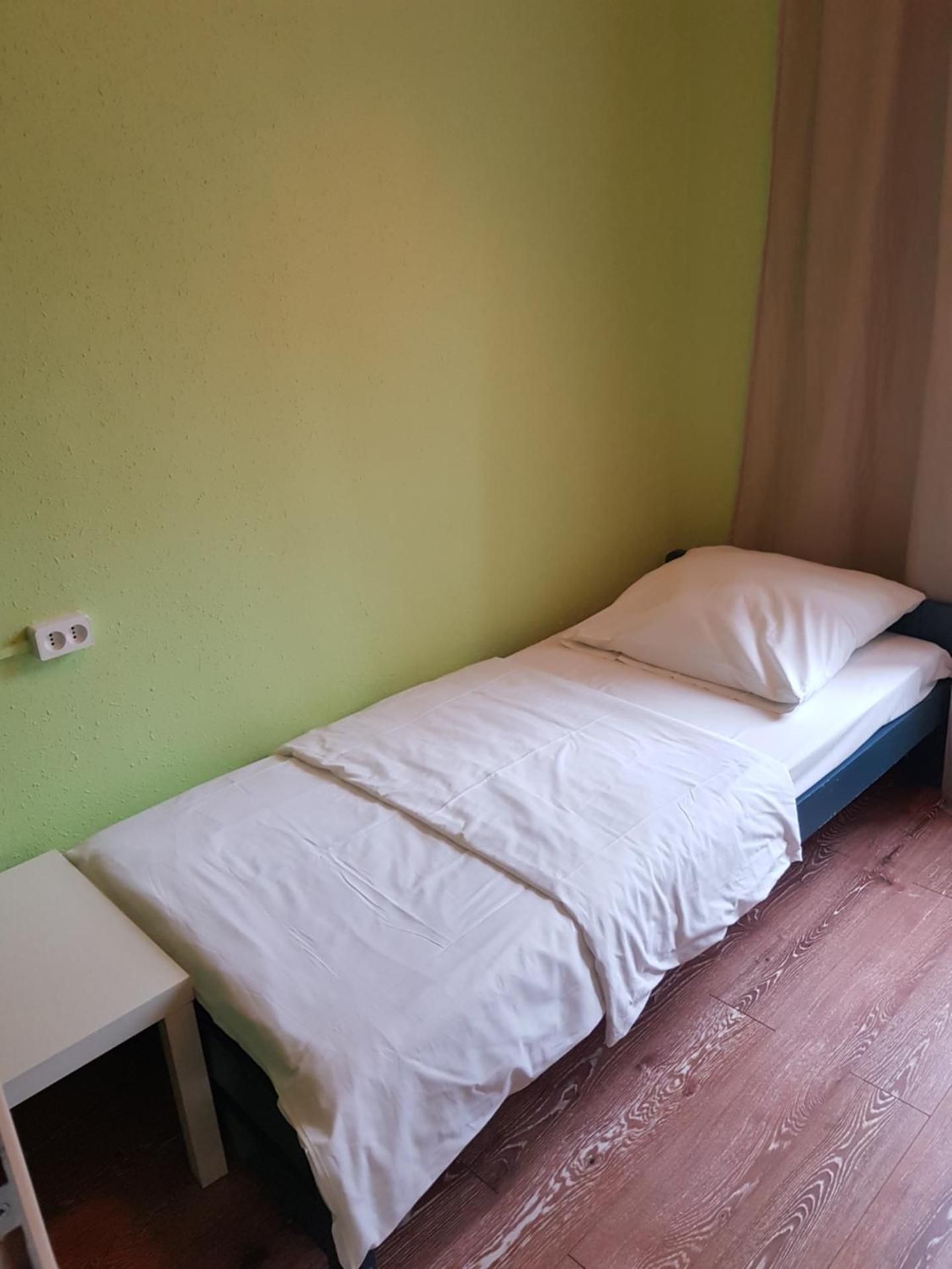 Single Room with Shared Bathroom
