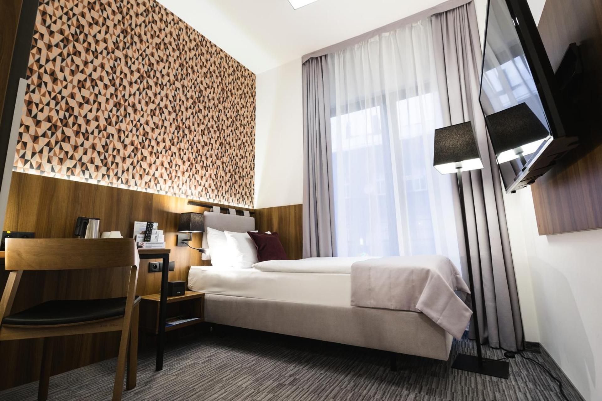 1 Single Bed, Nonsmoking, Air Conditioning