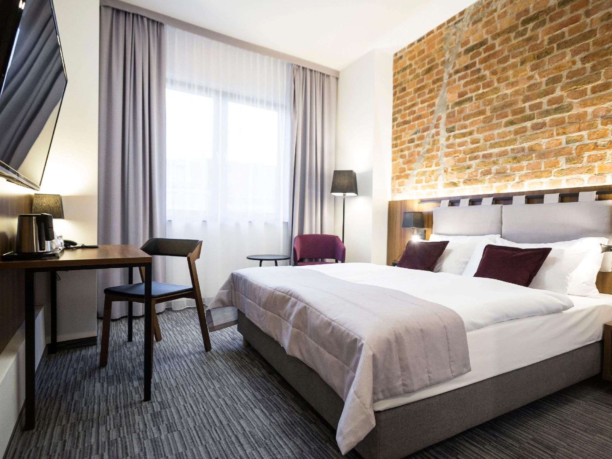 1 Double Bed, Nonsmoking, Sofabed, Air Conditioning