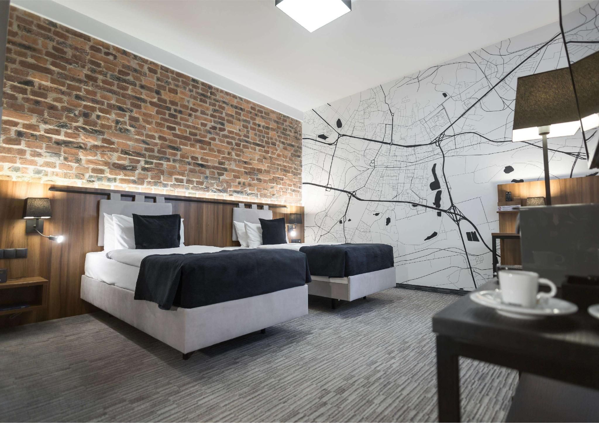 2 Single Beds, Nonsmoking, Superior Room, Luxury Bathroom Toiletries