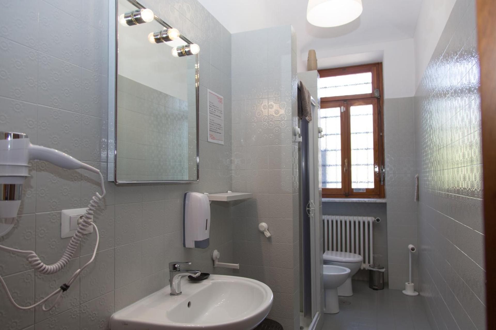 Twin Room with Shared Toilet