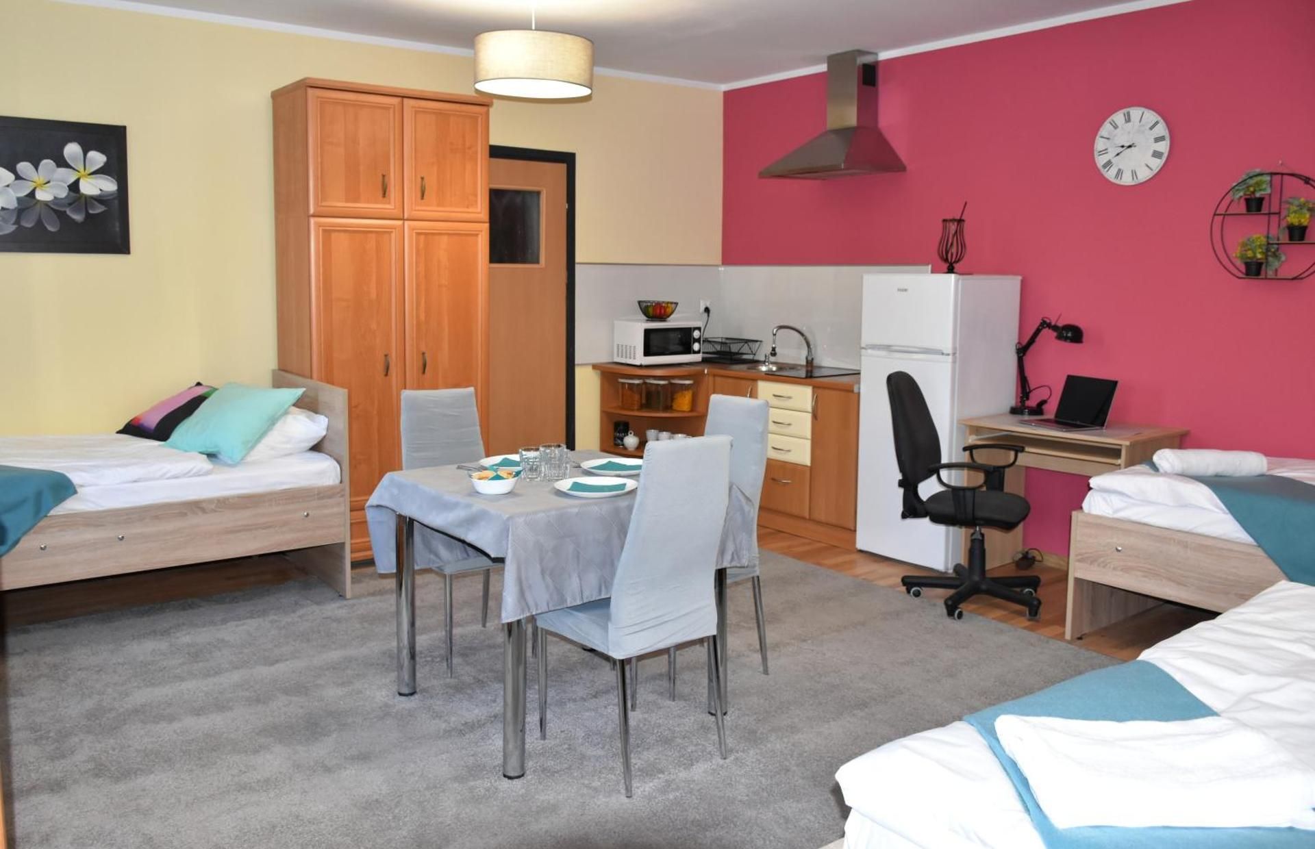 Triple Room with Private Bathroom