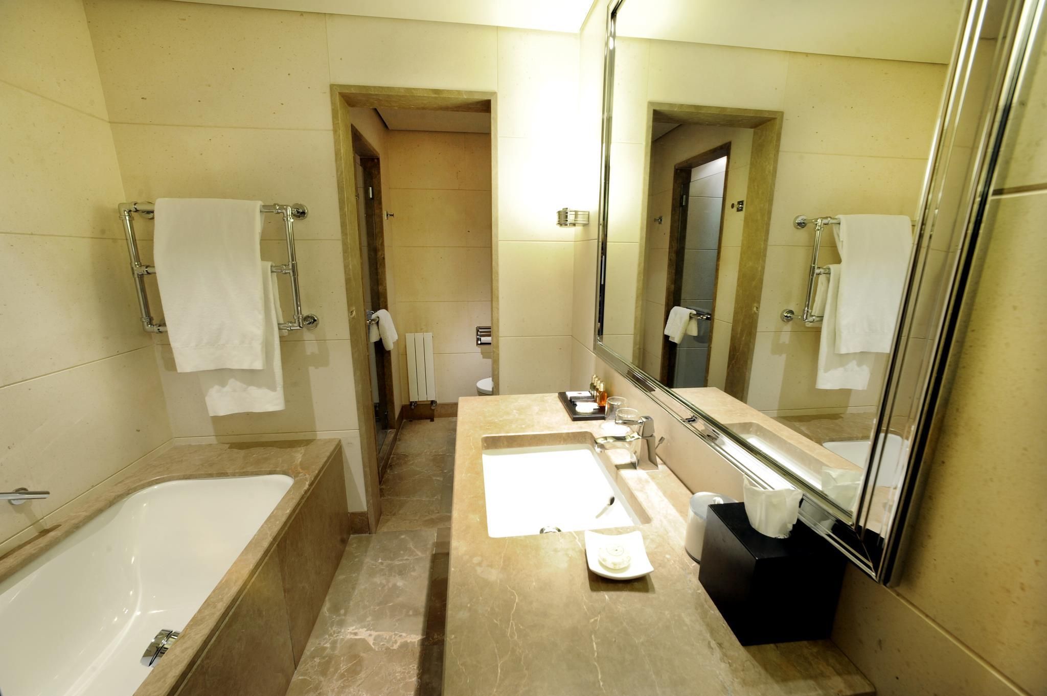 Diplomat Suite