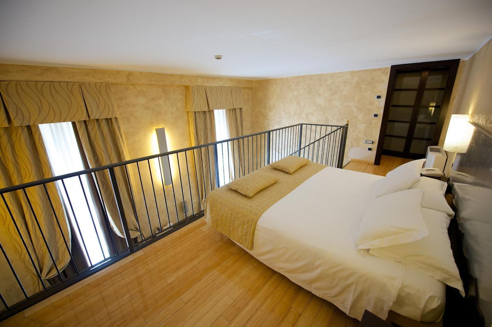 Family Room with One King Bed and One Queen Bed
