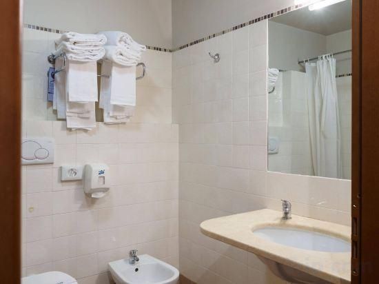 B&B Hotel Torino President Twin Room 2