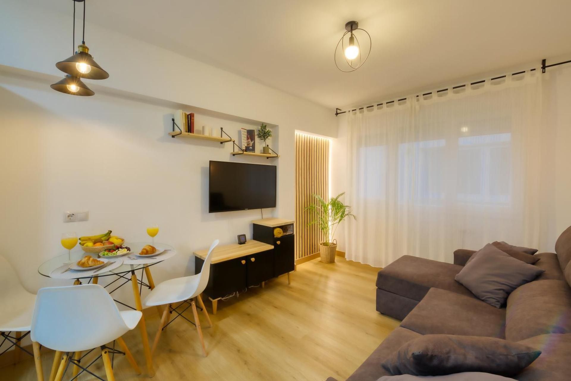 One-Bedroom Deluxe Apartment