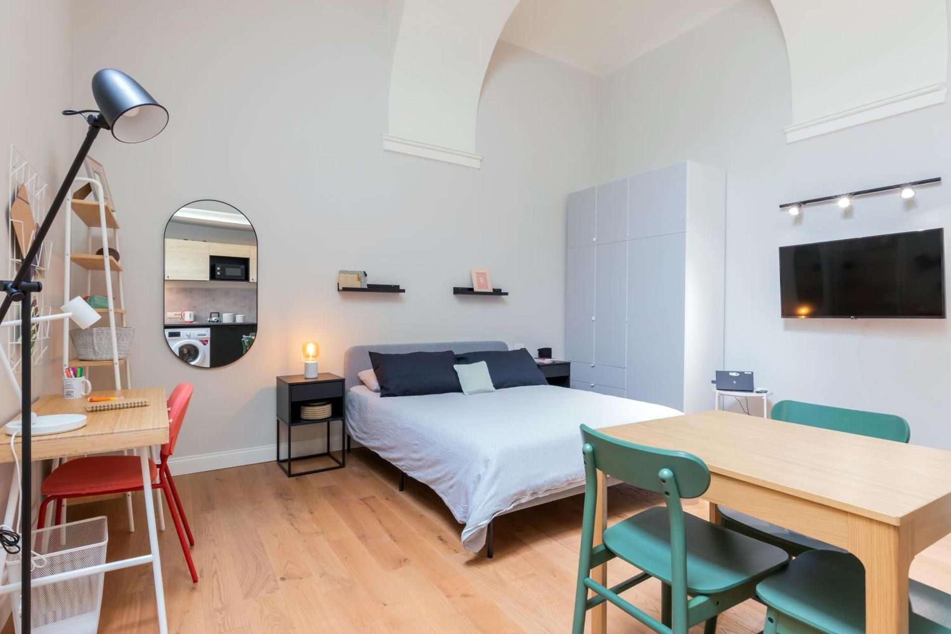 Studio Apartment